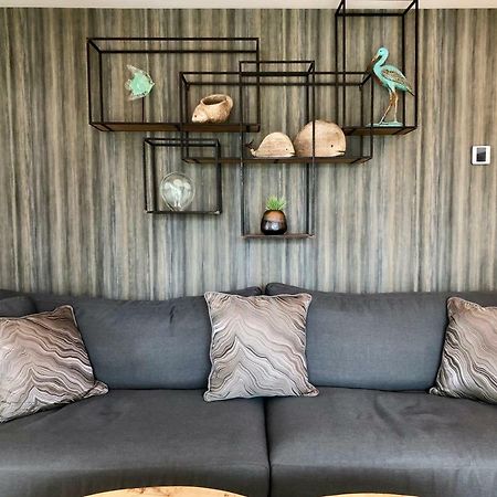 Luxury Apartment In La Isla, Walking Distance To Puerto Banus ماربيا المظهر الخارجي الصورة