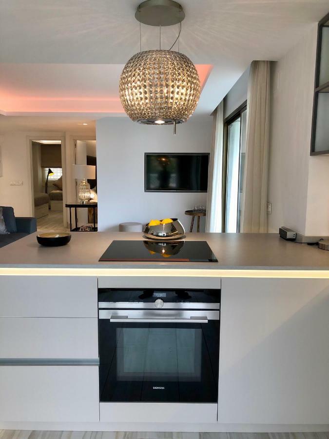 Luxury Apartment In La Isla, Walking Distance To Puerto Banus ماربيا المظهر الخارجي الصورة
