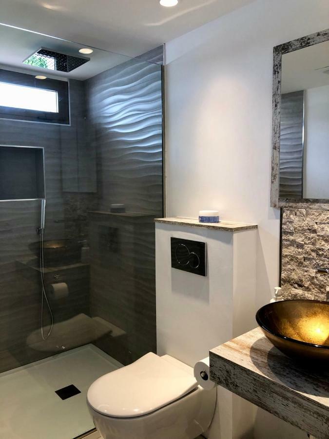 Luxury Apartment In La Isla, Walking Distance To Puerto Banus ماربيا المظهر الخارجي الصورة