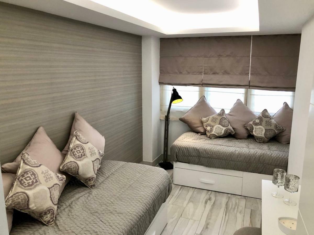Luxury Apartment In La Isla, Walking Distance To Puerto Banus ماربيا المظهر الخارجي الصورة