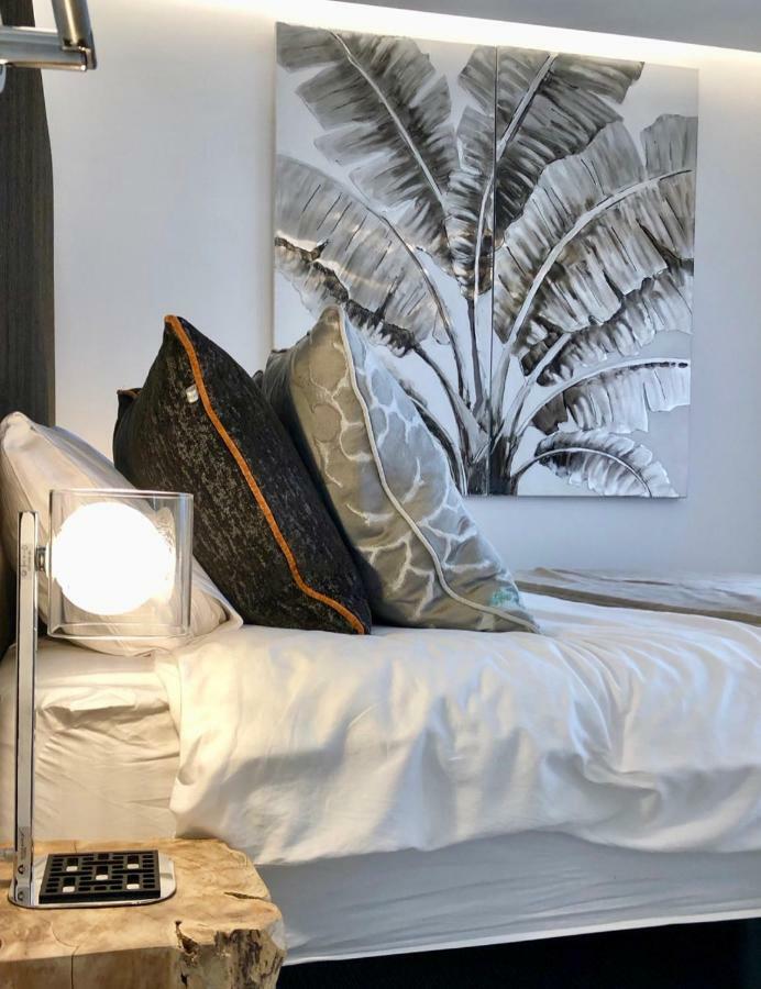 Luxury Apartment In La Isla, Walking Distance To Puerto Banus ماربيا المظهر الخارجي الصورة